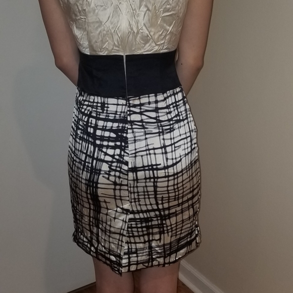 BCBG MAXAZRIA dress - Picture 3 of 7